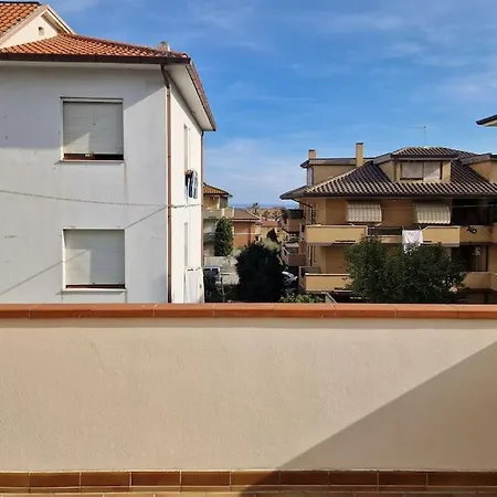 Lejlighed 12 Posti Wi-fi A/c Free Parking Jacuzzi Porto SantʼElpidio