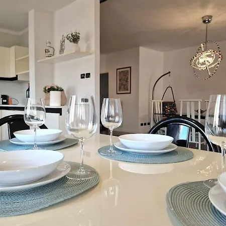 12 Posti Wi-fi A/c Free Parking Jacuzzi * 포르토 산텔피디오