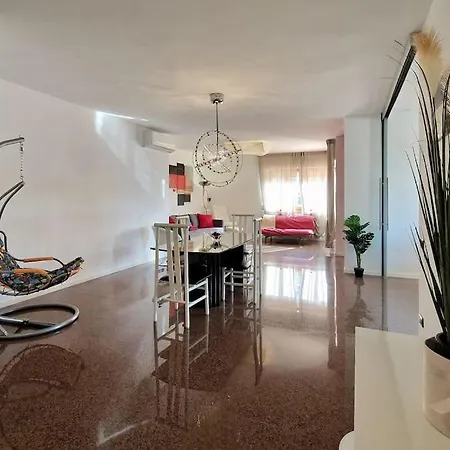 12 Posti Wi-fi A/c Free Parking Jacuzzi * Porto Sant'Elpidio