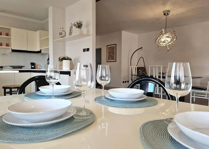 12 Posti Wi-fi A/c Free Parking Jacuzzi * Porto Sant'Elpidio